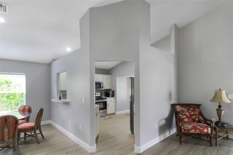 House in Venice, Florida 2 bedrooms, 169.83 sq.m. № 1647791 - photo 8