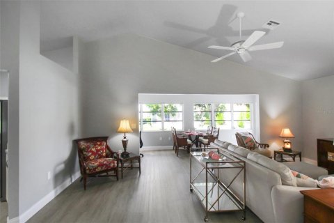 House in Venice, Florida 2 bedrooms, 169.83 sq.m. № 1647791 - photo 18