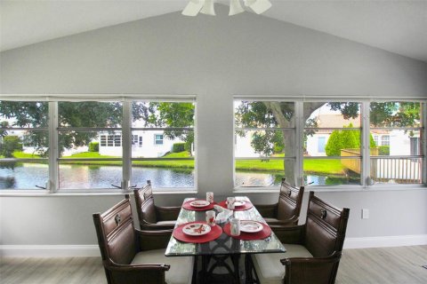 House in Venice, Florida 2 bedrooms, 169.83 sq.m. № 1647791 - photo 25