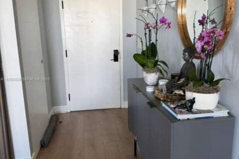 Condominio en venta en Miami, Florida, 2 dormitorios, 136.47 m2 № 1989204 - foto 5