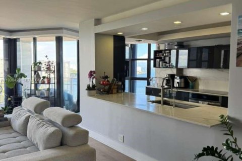 Condominio en venta en Miami, Florida, 2 dormitorios, 136.47 m2 № 1989204 - foto 16