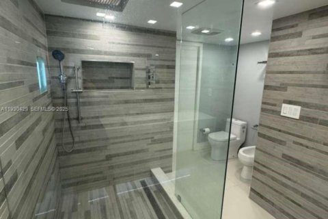 Condominio en venta en Miami, Florida, 2 dormitorios, 136.47 m2 № 1989204 - foto 25