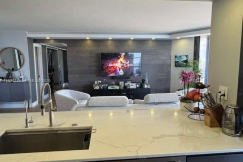 Condominio en venta en Miami, Florida, 2 dormitorios, 136.47 m2 № 1989204 - foto 9