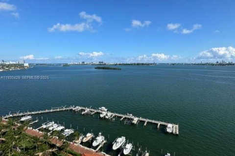 Condominio en venta en Miami, Florida, 2 dormitorios, 136.47 m2 № 1989204 - foto 1