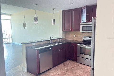 Condo in Orlando, Florida, 1 bedroom  № 2098561 - photo 2