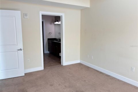 Condo in Orlando, Florida, 1 bedroom  № 2098561 - photo 12