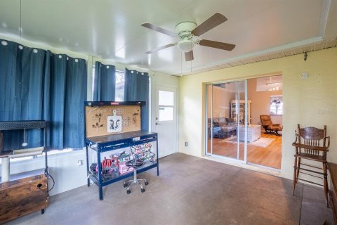Villa ou maison à vendre à Palm Coast, Floride: 4 chambres, 172.98 m2 № 2431236 - photo 2