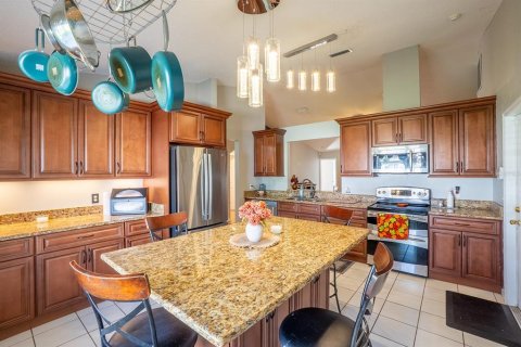Villa ou maison à vendre à Palm Coast, Floride: 4 chambres, 172.98 m2 № 2431236 - photo 8