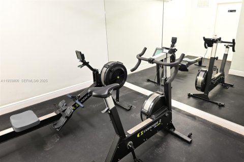 Снять в аренду кондоминиум в Помпано-Бич, Флорида 2 спальни, 77.57м2, № 1992067 - фото 30