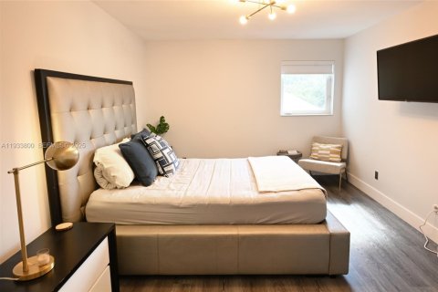 Снять в аренду кондоминиум в Помпано-Бич, Флорида 2 спальни, 77.57м2, № 1992067 - фото 13