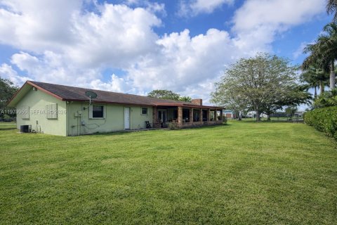 Купить земельный участок в Хомстед, Флорида № 2046449 - фото 2