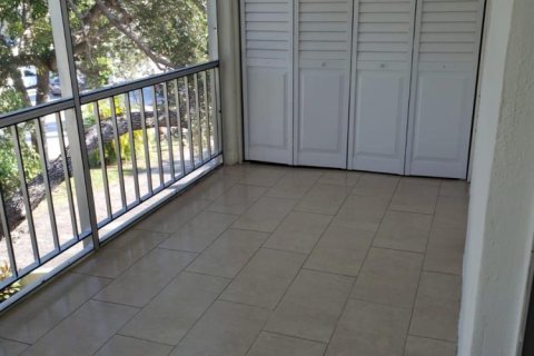 Copropriété à louer à Boca Raton, Floride: 2 chambres, 78.69 m2 № 2176944 - photo 4