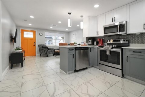 Casa en venta en Hudson, Florida, 4 dormitorios, 117.06 m2 № 1766219 - foto 19