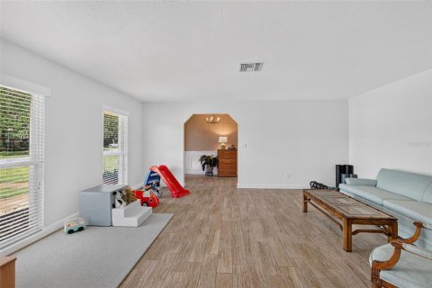Casa en venta en Leesburg, Florida, 3 dormitorios, 228.73 m2 № 2423814 - foto 27