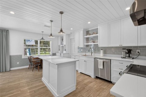 Casa en venta en Leesburg, Florida, 3 dormitorios, 228.73 m2 № 2423814 - foto 29