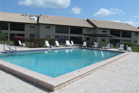 Condominio en alquiler en Venice, Florida, 2 dormitorios, 98.85 m2 № 1243056 - foto 6