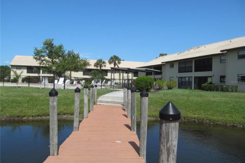 Condominio en alquiler en Venice, Florida, 2 dormitorios, 98.85 m2 № 1243056 - foto 12