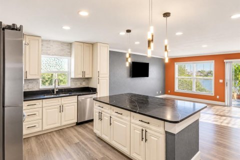 Villa ou maison à vendre à Orlando, Floride: 4 chambres, 179.67 m2 № 2425357 - photo 8