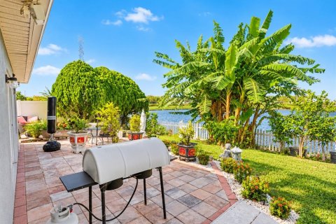 Villa ou maison à vendre à Orlando, Floride: 4 chambres, 179.67 m2 № 2425357 - photo 28