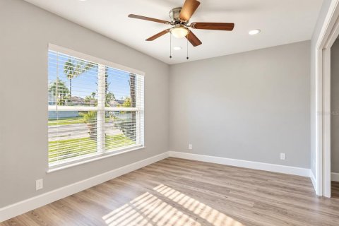Villa ou maison à vendre à Orlando, Floride: 4 chambres, 179.67 m2 № 2425357 - photo 20