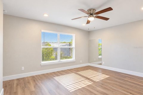Villa ou maison à vendre à Orlando, Floride: 4 chambres, 179.67 m2 № 2425357 - photo 14
