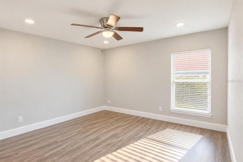 Villa ou maison à vendre à Orlando, Floride: 4 chambres, 179.67 m2 № 2425357 - photo 19