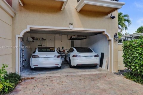Townhouse in Fort Lauderdale, Florida 3 bedrooms, 210.14 sq.m. № 2051963 - photo 26