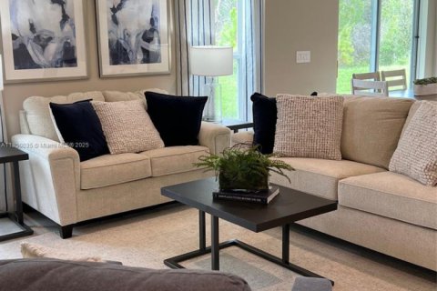 Casa en venta en Bradenton, Florida, 3 dormitorios, 120.96 m2 № 1855301 - foto 8