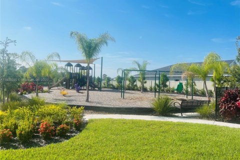 Casa en venta en Bradenton, Florida, 3 dormitorios, 120.96 m2 № 1855301 - foto 17