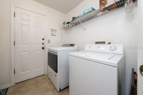 Casa en venta en Kissimmee, Florida, 3 dormitorios, 169.92 m2 № 1912290 - foto 17