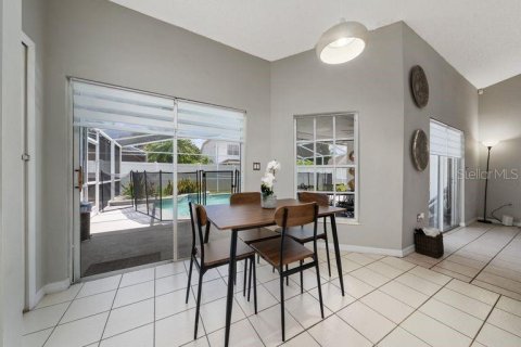 Casa en venta en Kissimmee, Florida, 3 dormitorios, 169.92 m2 № 1912290 - foto 10