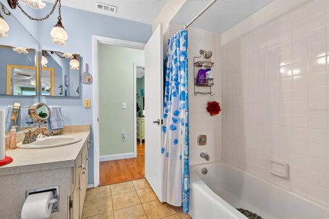 Villa ou maison à vendre à Bradenton, Floride: 3 chambres, 158.49 m2 № 2411460 - photo 26