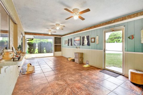 Villa ou maison à vendre à Bradenton, Floride: 3 chambres, 158.49 m2 № 2411460 - photo 23