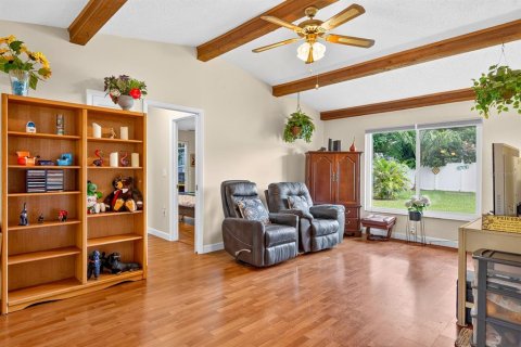 Villa ou maison à vendre à Bradenton, Floride: 3 chambres, 158.49 m2 № 2411460 - photo 17