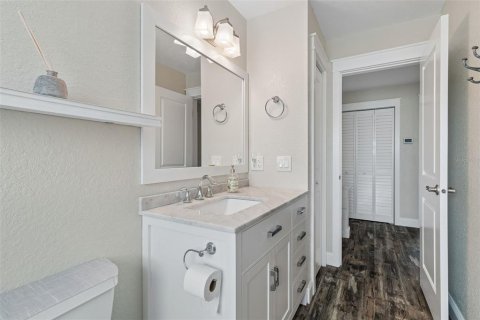 House in Seminole, Florida 3 bedrooms, 158.21 sq.m. № 2224659 - photo 22