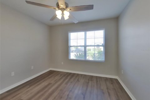 House in Eagle Lake, Florida 3 bedrooms, 153.66 sq.m. № 1914563 - photo 9