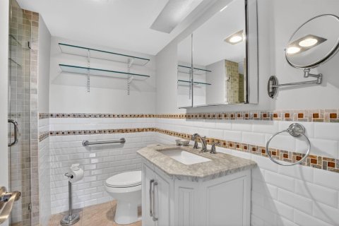 Купить кондоминиум в Бока-Ратон, Флорида 5 комнат, 178м2, № 2262647 - фото 30