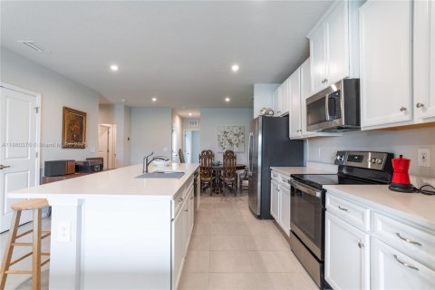 Villa ou maison à vendre à Port St. Lucie, Floride: 3 chambres, 139.63 m2 № 2038681 - photo 11