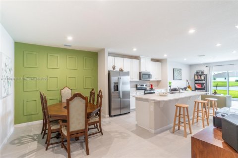 Villa ou maison à vendre à Port St. Lucie, Floride: 3 chambres, 139.63 m2 № 2038681 - photo 6