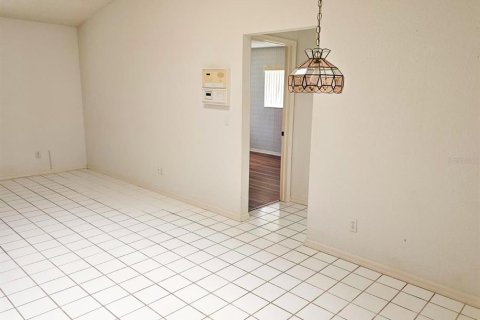 House in Spring Hill, Florida 3 bedrooms, 180.97 sq.m. № 1915276 - photo 4