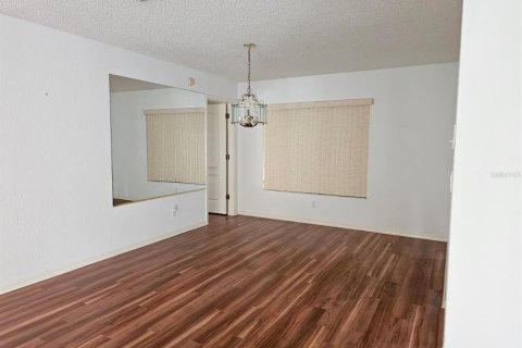 House in Spring Hill, Florida 3 bedrooms, 180.97 sq.m. № 1915276 - photo 8