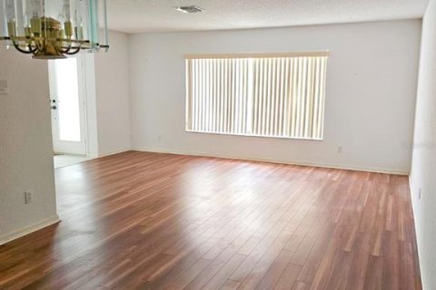 House in Spring Hill, Florida 3 bedrooms, 180.97 sq.m. № 1915276 - photo 9