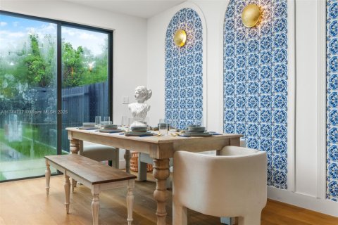 Купить виллу или дом в Майами, Флорида 3 спальни, 161.65м2, № 1985637 - фото 3