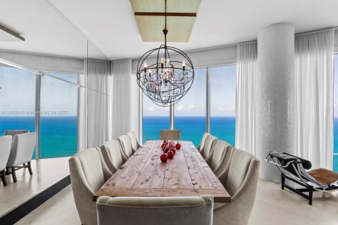 Купить кондоминиум в Холливуд, Флорида 5 спален, 472.5м2, № 1939306 - фото 12