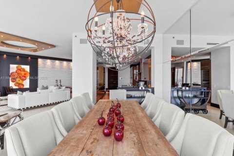 Купить кондоминиум в Холливуд, Флорида 5 спален, 472.5м2, № 1939306 - фото 13