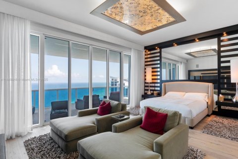 Купить кондоминиум в Холливуд, Флорида 5 спален, 472.5м2, № 1939306 - фото 21