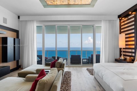 Купить кондоминиум в Холливуд, Флорида 5 спален, 472.5м2, № 1939306 - фото 20