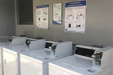 Apartment in Miami, Florida 18.58 sq.m. № 1994319 - photo 5