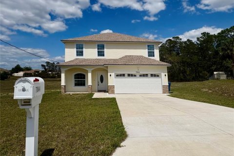 Villa ou maison à vendre à Spring Hill, Floride: 4 chambres, 212.75 m2 № 1616194 - photo 2