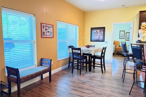 House in Plant City, Florida 5 bedrooms, 283.63 sq.m. № 2166475 - photo 23